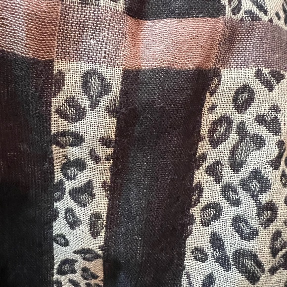 Luxury Cotton/Jacquard edge /Leopard & Stripe Motif Scarf  Black/cream/rust - Picture 6 of 8